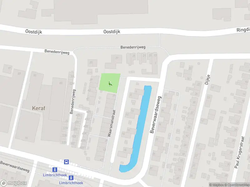 Ambulance met grote spoed naar de Waarsmanstraat in Rotterdam