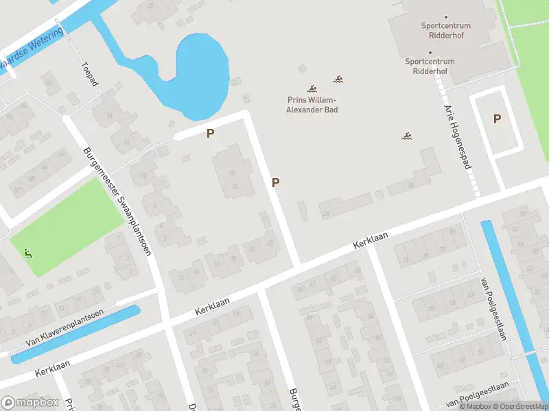 Ambulance met gepaste spoed naar de Ridderhoflaan in Koudekerk aan den Rijn