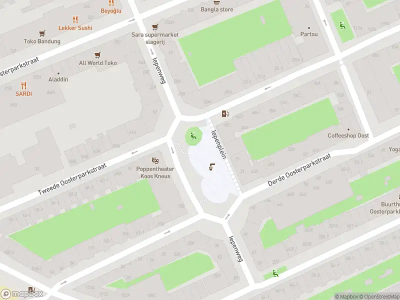 Brandweer met grote spoed naar de Iepenplein in Amsterdam vanwege afhijsen patient