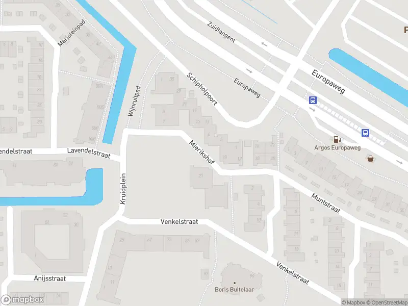 Ambulance met gepaste spoed naar de Mierikshof in Haarlem