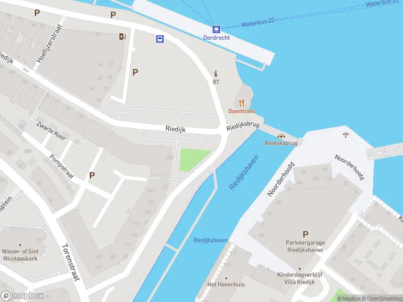 Ambulance met gepaste spoed naar de Bleijenhoek in Dordrecht