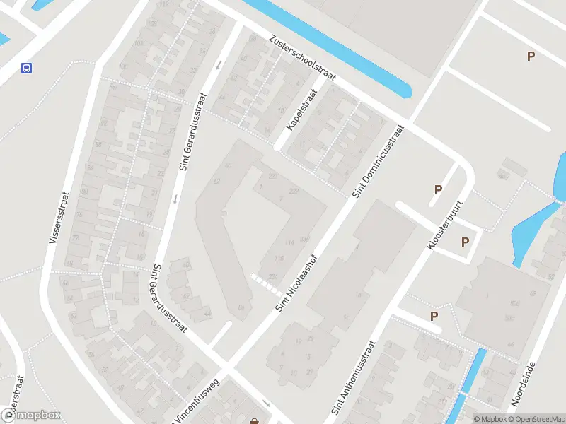 Ambulance met gepaste spoed naar de Kloosterhof in Volendam