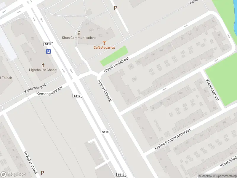 Ambulance met grote spoed naar de Kleefkruidstraat in Amsterdam