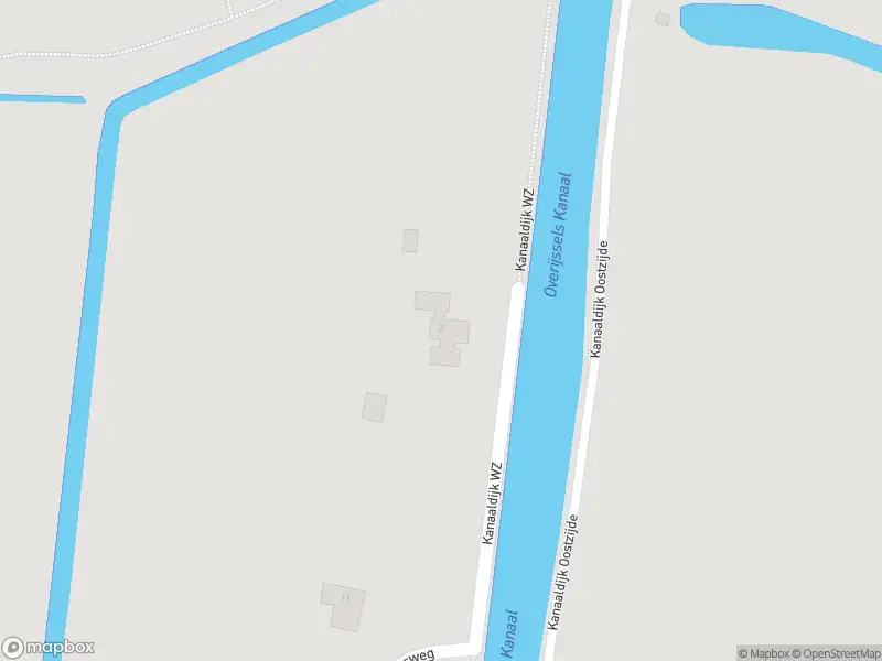 Brandweer met gepaste spoed naar de Kanaaldijk WZ in Raalte vanwege stormschade