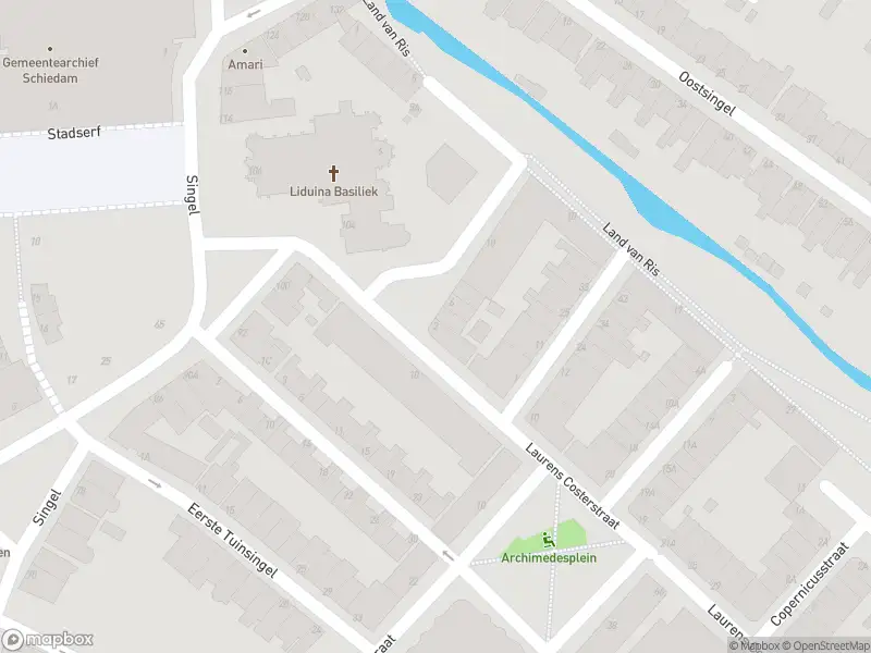 Ambulance met gepaste spoed naar de Christiaan Huygensstraat in Schiedam