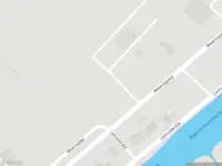 Ambulance met gepaste spoed naar de Weteringweg in Leimuiderbrug