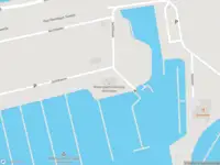 Brandweer met grote spoed naar de Jachthaven in Herkingen vanwege personen te water