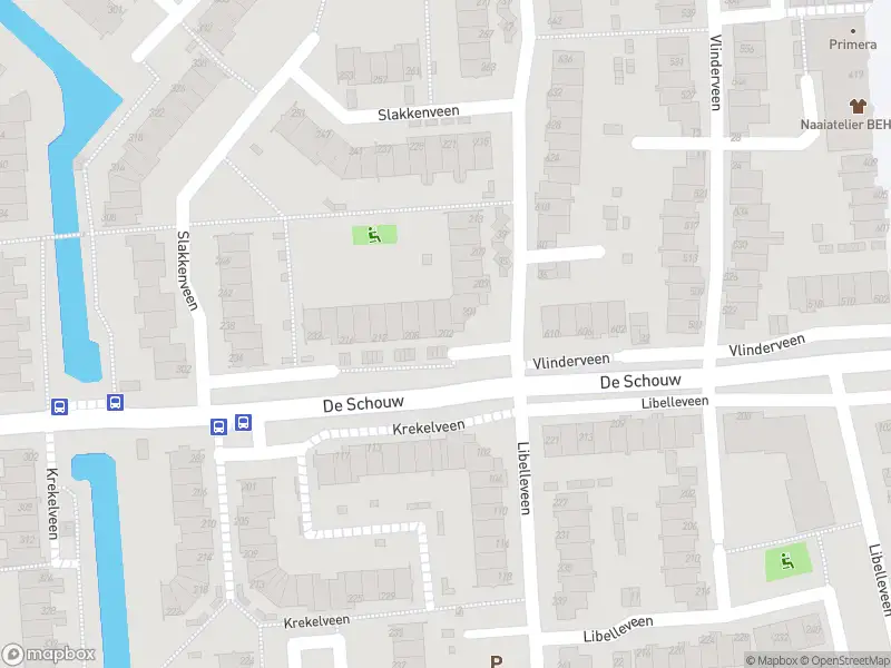 Ambulance met gepaste spoed naar de Slakkenveen in Spijkenisse