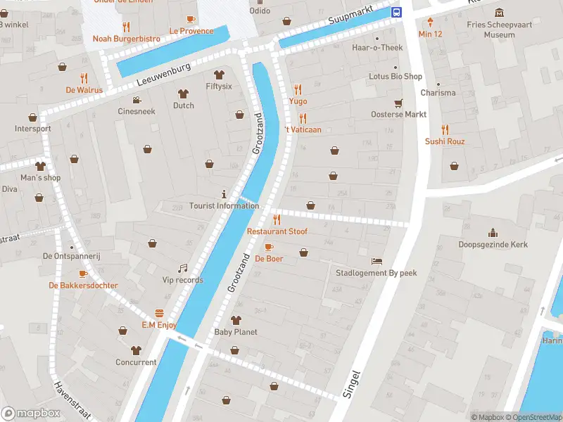 Politie met grote spoed naar de Kruizebroederstraat in Sneek vanwege steekincident