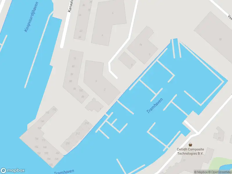 Brandweer met grote spoed naar de Stationsplein in Hellevoetsluis vanwege personen te water