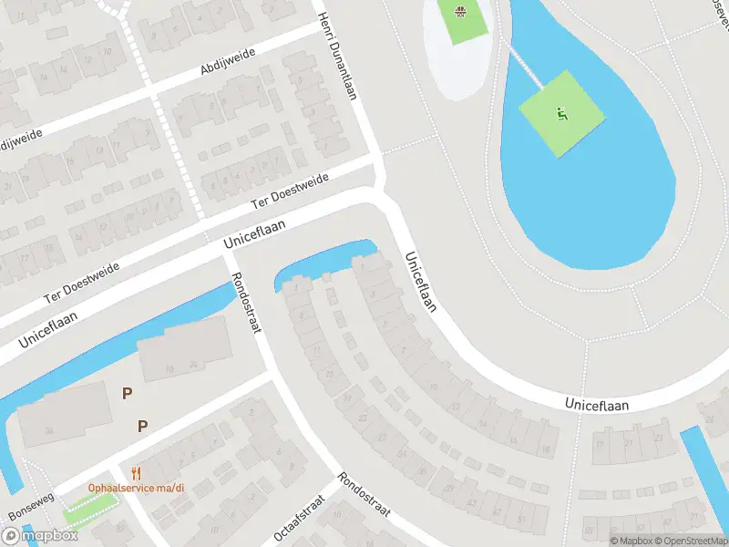 Politie naar de Uniceflaan in Hellevoetsluis vanwege personen te water