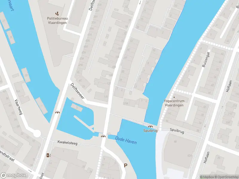 Ambulance met gepaste spoed naar de Werf van Pronk in Vlaardingen