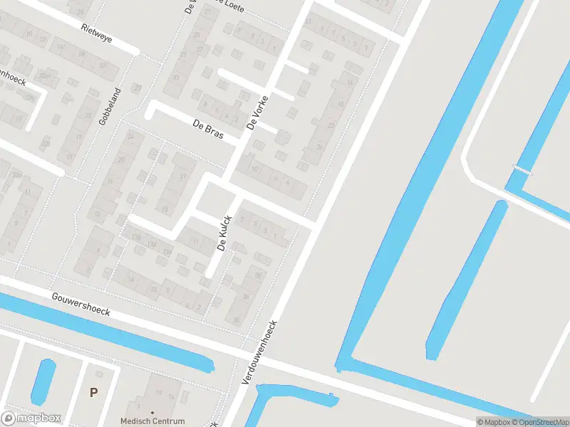 Ambulance met grote spoed naar de De Kulck in Heenvliet