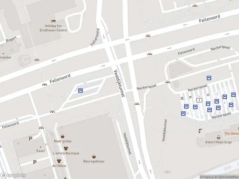 Ambulance met grote spoed naar de Fellenoord in Eindhoven vanwege voertuigbrand