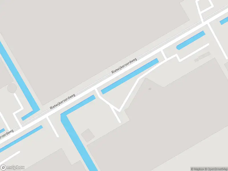 Brandweer met grote spoed naar de Rietwijkeroordweg in Aalsmeer