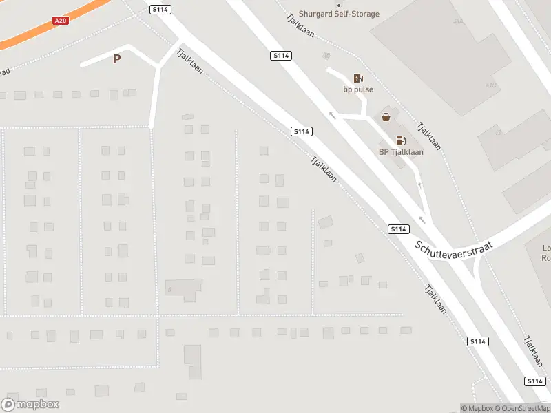 Ambulance met grote spoed naar de Tjalklaan in Rotterdam