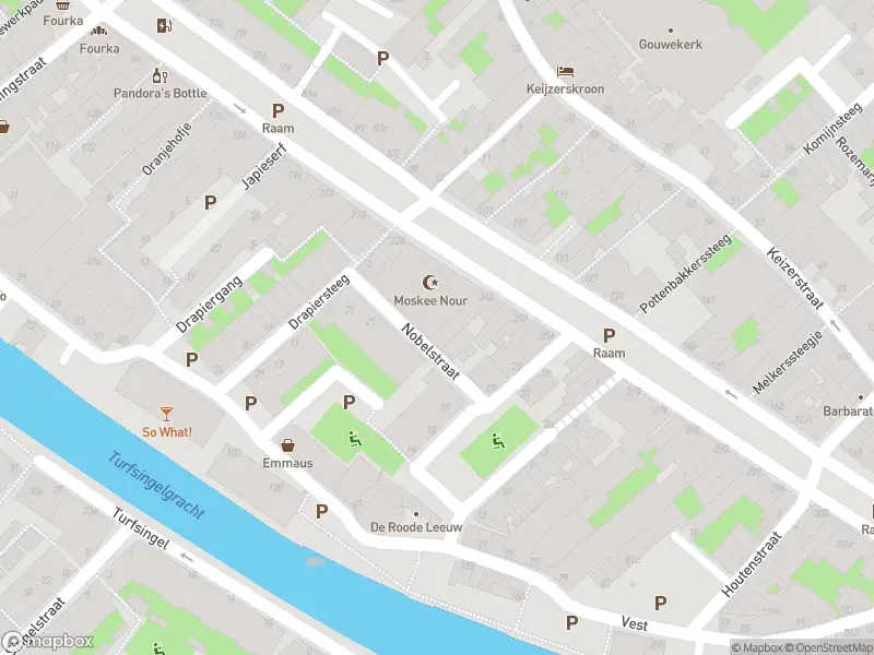 Ambulance met gepaste spoed naar de Nobelstraat in Gouda