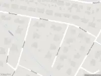 Brandweer met gepaste spoed naar de Molendijk in Velden vanwege stormschade