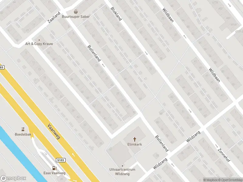 Ambulance met grote spoed naar de Bollenland in Rotterdam