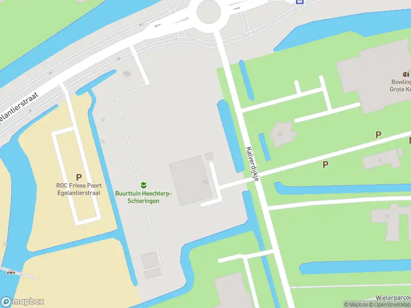 Brandweer met gepaste spoed naar de Kalverdijkje in Leeuwarden vanwege een buitenbrand
