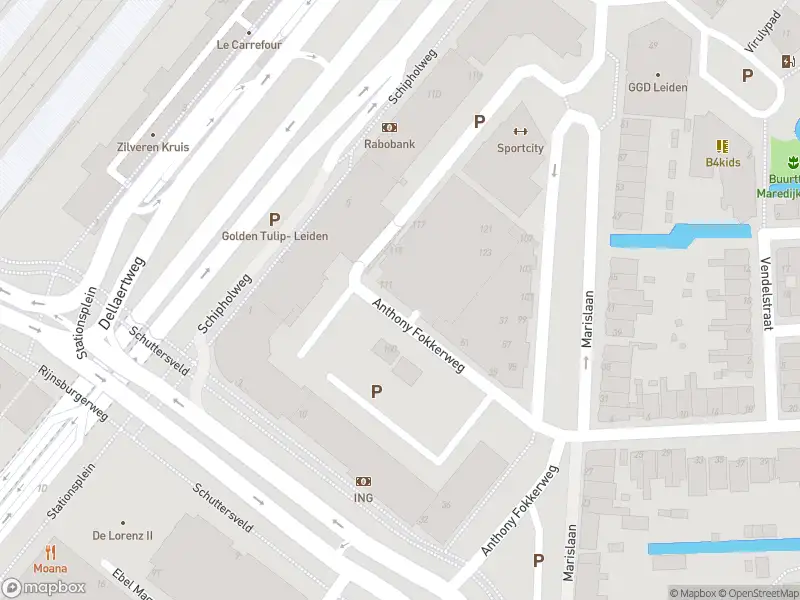 Ambulance met grote spoed naar de Stationsplein in Leiden