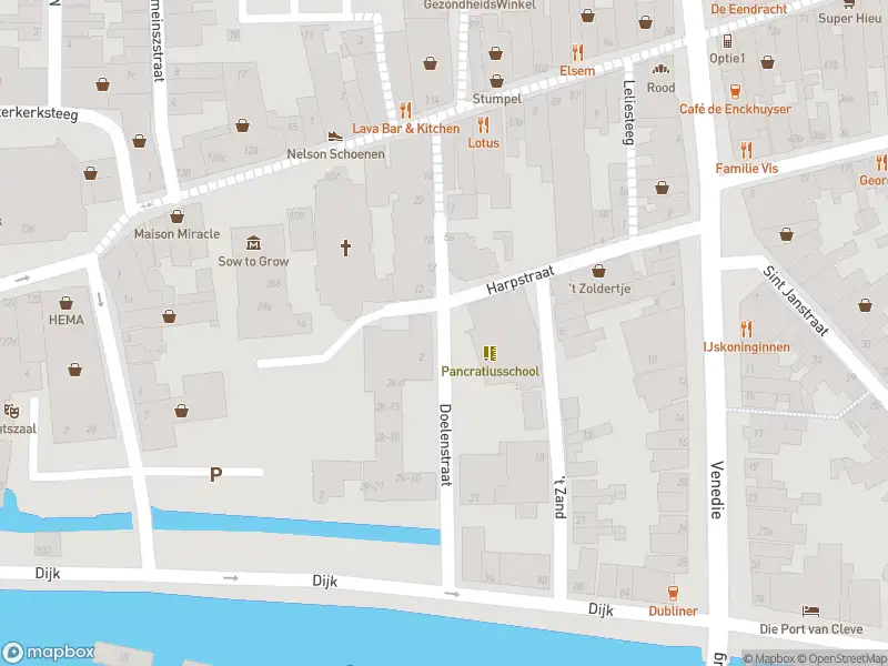 Ambulance met gepaste spoed naar de Doelenstraat in Enkhuizen