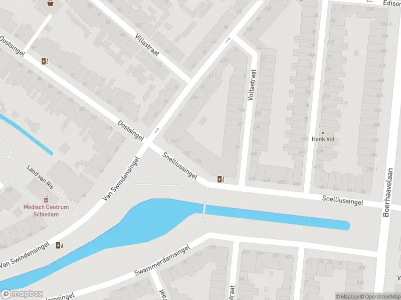 Ambulance met gepaste spoed naar de Snelliussingel in Schiedam