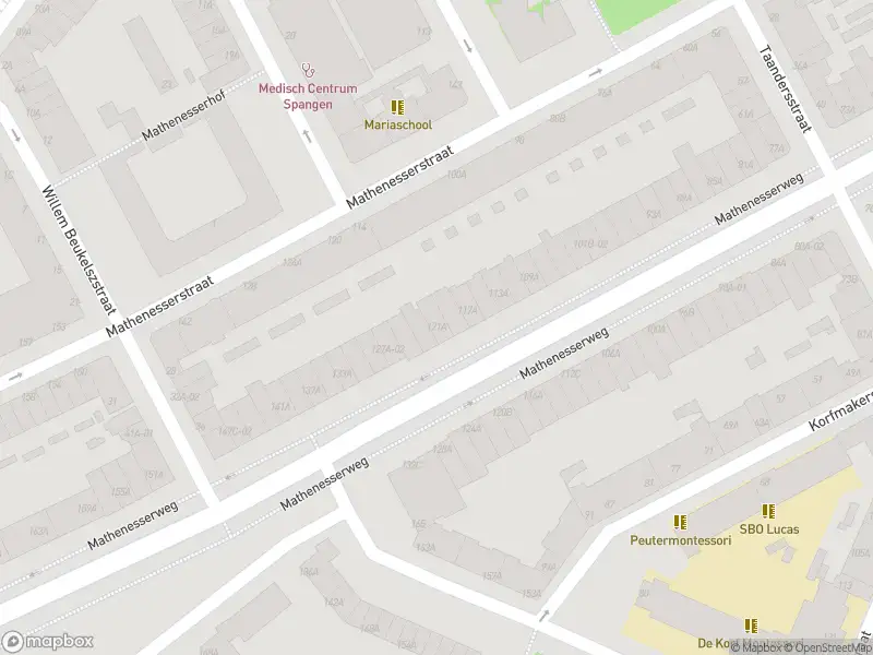 Ambulance met grote spoed naar de Mathenesserweg in Rotterdam