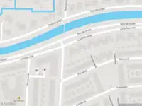 Ambulance met gepaste spoed naar de Lijsterbeswede in Barendrecht