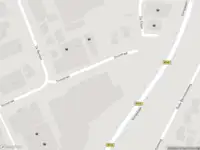 Brandweer met grote spoed naar de Sluisstraat in Delden