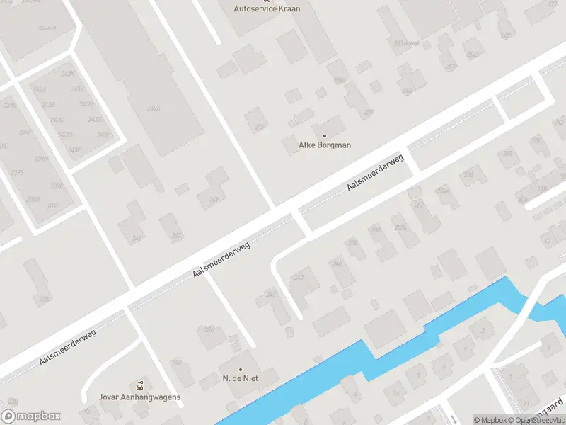 Brandweer met grote spoed naar de Wilhelminastraat in Aalsmeer vanwege afhijsen patient