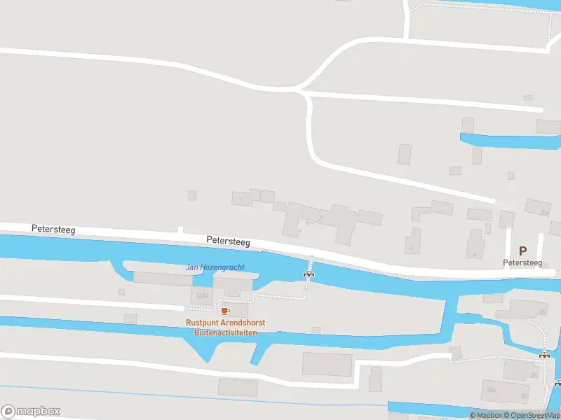 Brandweer met gepaste spoed naar de Petersteeg in Giethoorn vanwege afgaan automatisch brandalarm