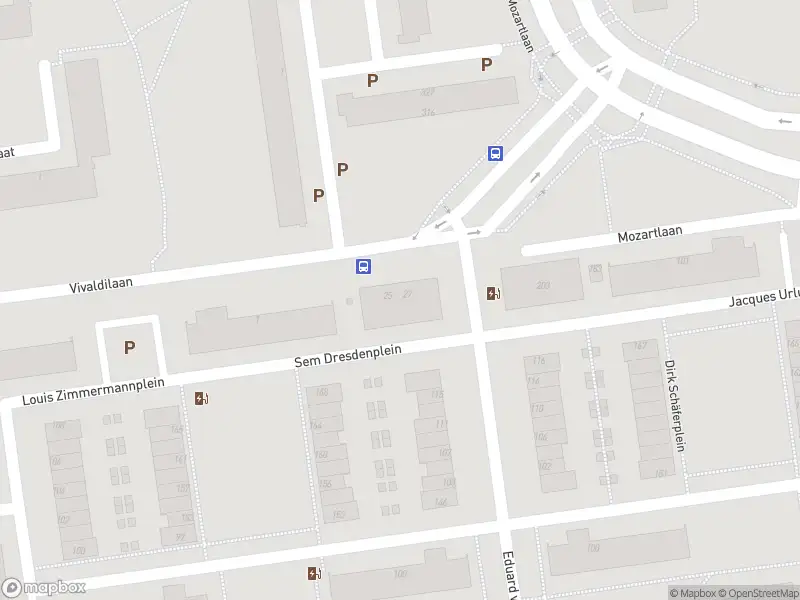 Ambulance met grote spoed naar de Johannes Verhulststraat in Schiedam