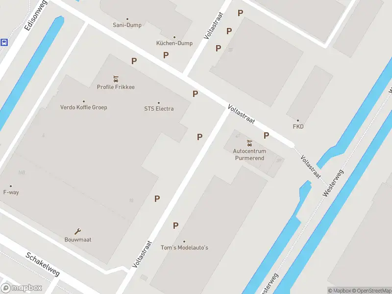 Brandweer met grote spoed naar de Edisonweg in Purmerend vanwege voertuigen te water