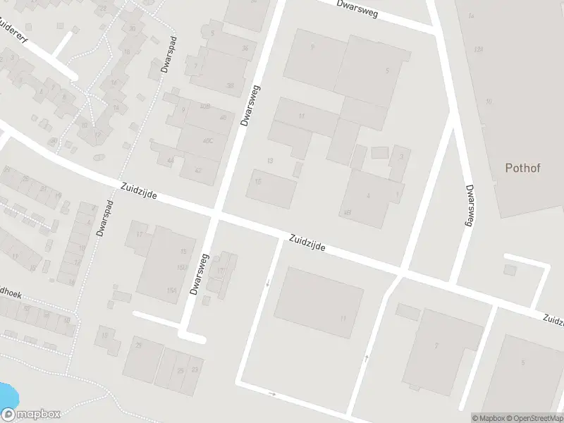 Ambulance met gepaste spoed naar de Ruysdaelstraat in Rozenburg