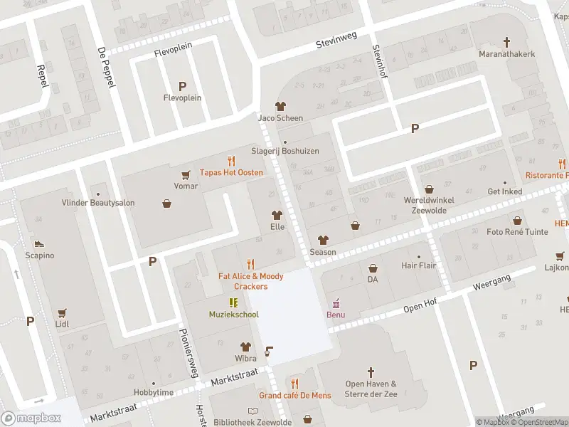 Brandweer met grote spoed naar de Torenstraat in Zeewolde vanwege voertuigbrand