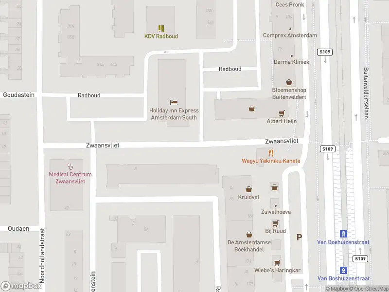 Ambulance met gepaste spoed naar de Zwaansvliet in Amsterdam