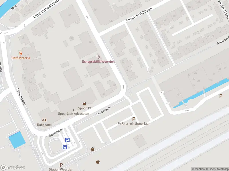 Brandweer met gepaste spoed naar de Stationsplein-Noord in Woerden