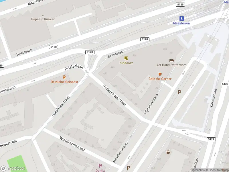 112 melding Ambulance met grote spoed naar de Puttershoekstraat in Rotterdam