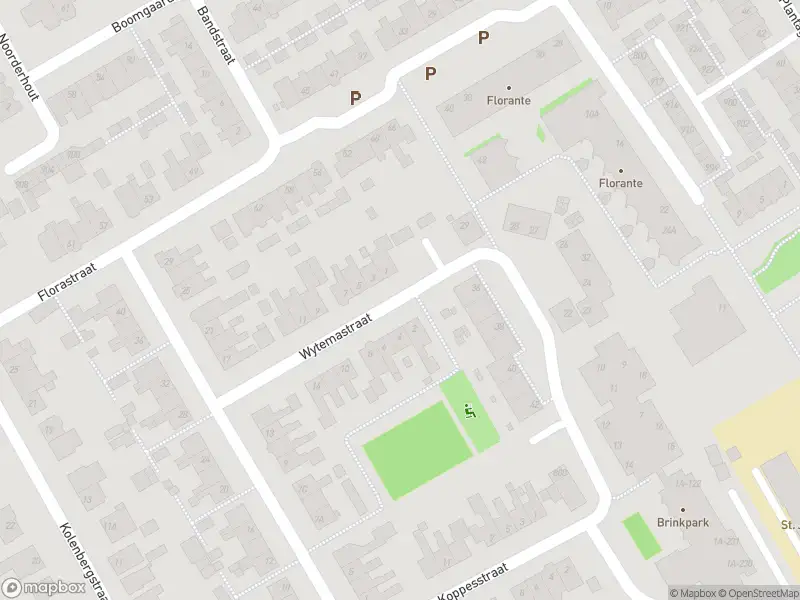 Ambulance met grote spoed naar de Wytemastraat in Blokker