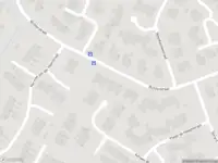 Brandweer met gepaste spoed naar de Nijenkerckestraat in Haaksbergen vanwege afhijsen patient