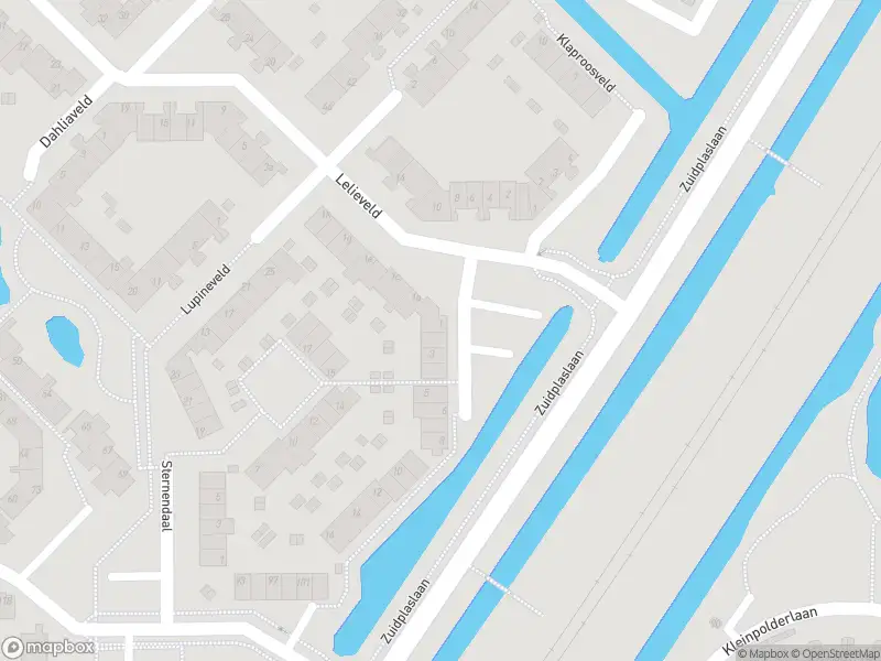Ambulance met gepaste spoed naar de Gerberaveld in Nieuwerkerk aan den IJssel