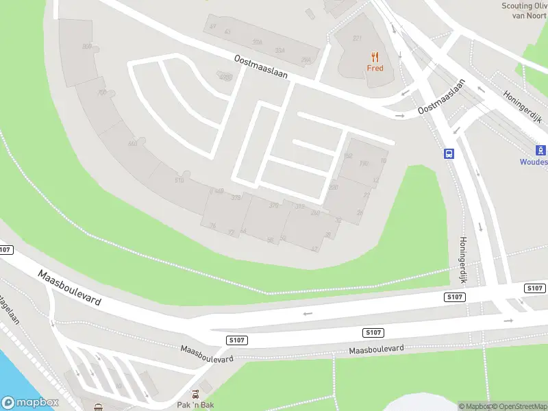 112 melding Ambulance met gepaste spoed naar de Oostmaaslaan in Rotterdam