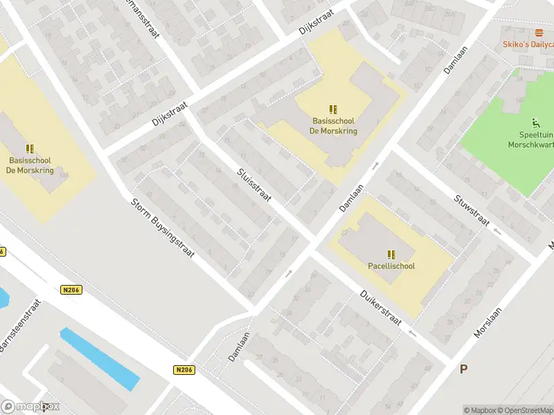 Ambulance met gepaste spoed naar de Sluisstraat in Leiden