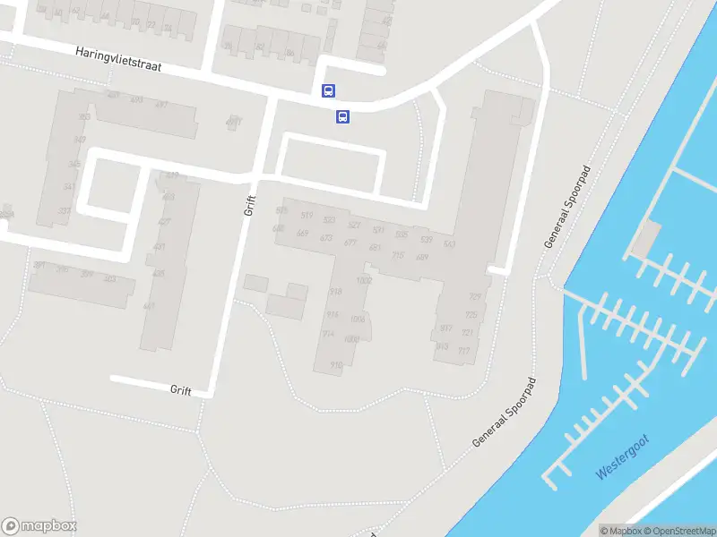 Ambulance met gepaste spoed naar de Haringvlietstraat in Dordrecht