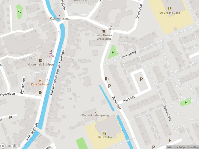 Ambulance met grote spoed naar de Kluisweer in Maasland