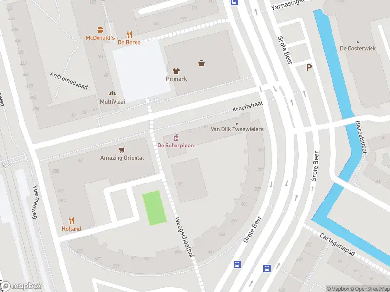 Ambulance met grote spoed naar de Grote Beer in Rotterdam