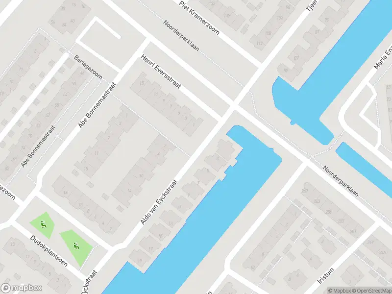 Ambulance met gepaste spoed naar de Aldo v. Eyckstraat in Bergschenhoek