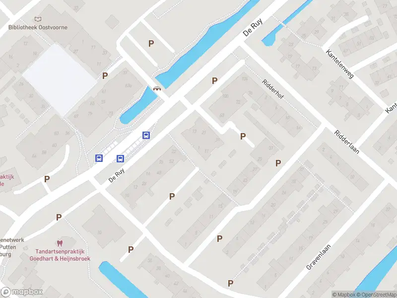 Ambulance met gepaste spoed naar de Slotlaan in Oostvoorne