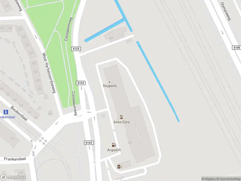 Ambulance met gepaste spoed naar de West-Varkenoordseweg in Rotterdam